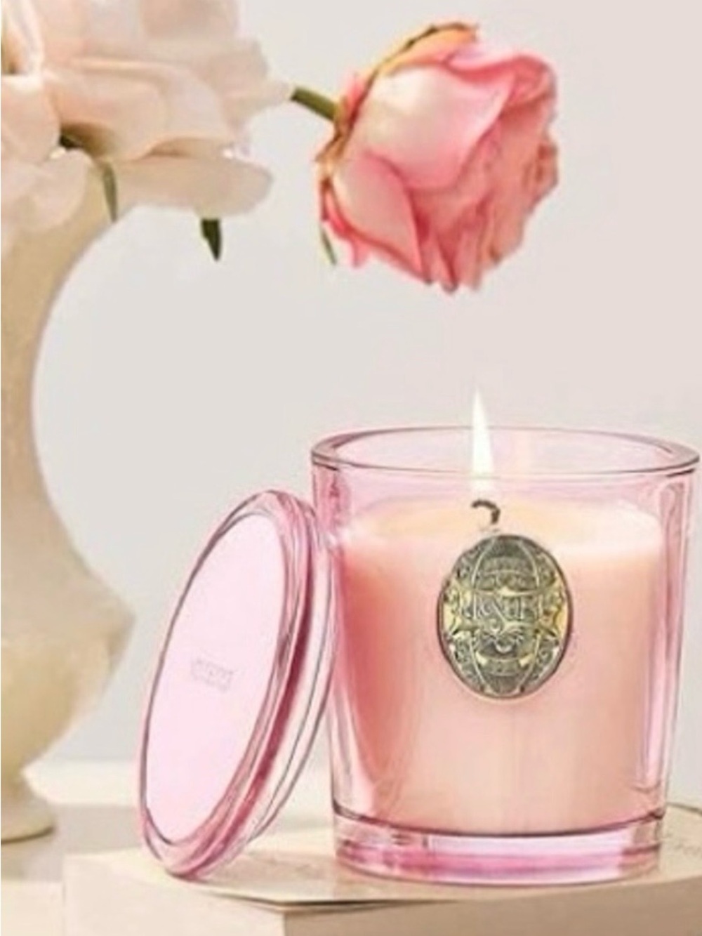 🆕 -M&SENSE- Natural Soy Jasmine Garland Scented Candle- 9.2 oz